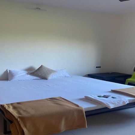 Scarlet Resort آليباغ المظهر الخارجي الصورة