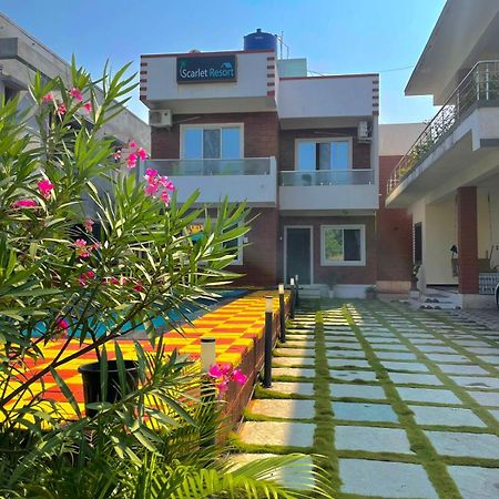 Scarlet Resort آليباغ المظهر الخارجي الصورة