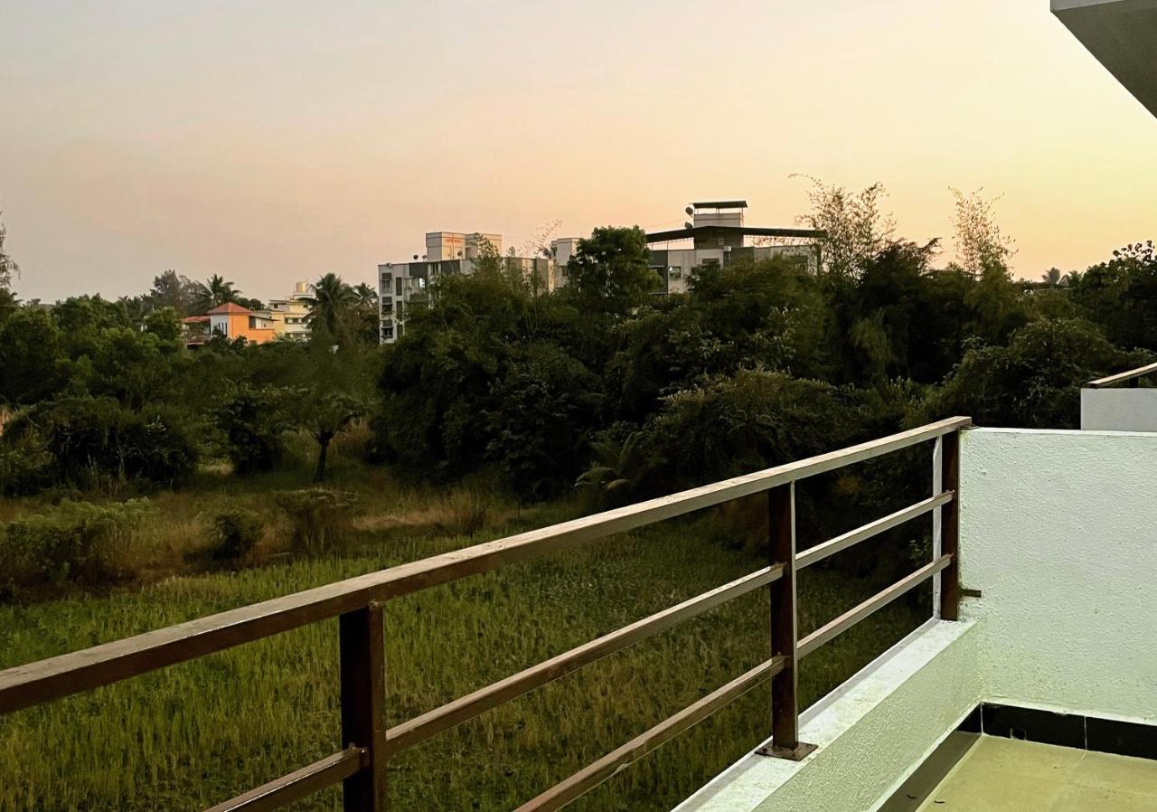 Scarlet Resort آليباغ المظهر الخارجي الصورة