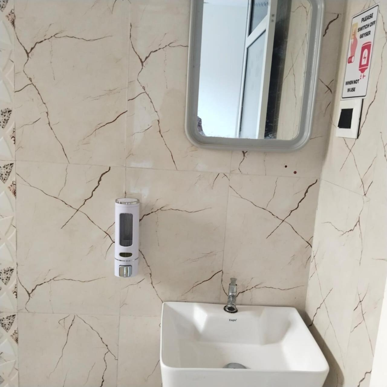 Scarlet Resort آليباغ المظهر الخارجي الصورة