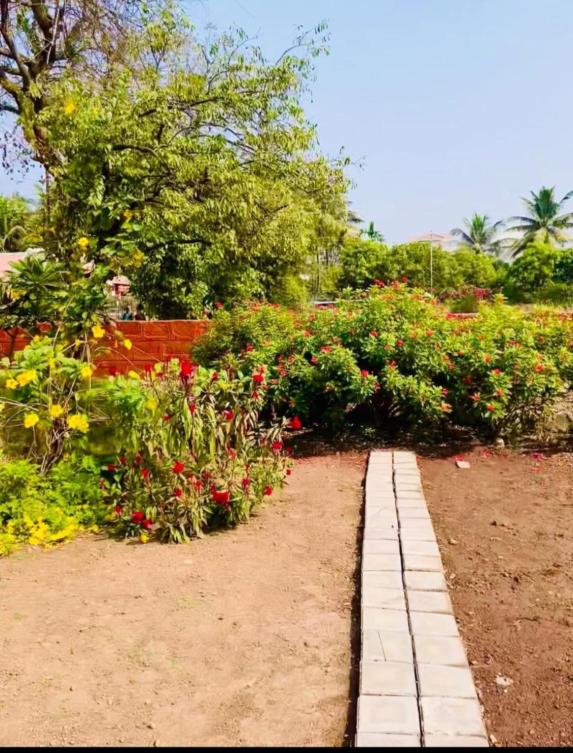Scarlet Resort آليباغ المظهر الخارجي الصورة